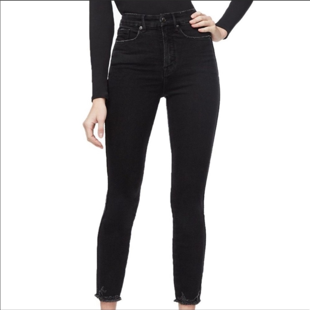 Good Curve Skinny Crop Chewed Edge